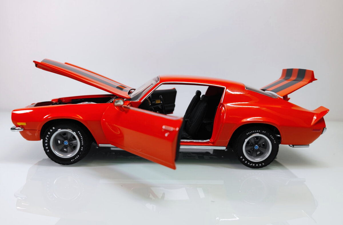 Обзор масштабной модели Chevrolet Camaro Z-28 RS 1970 от компании Franklin  Mint | Мир 1:18. Масштабные модели авто | Дзен