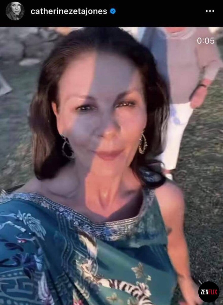 .Источник: instagram catherinezetajones  