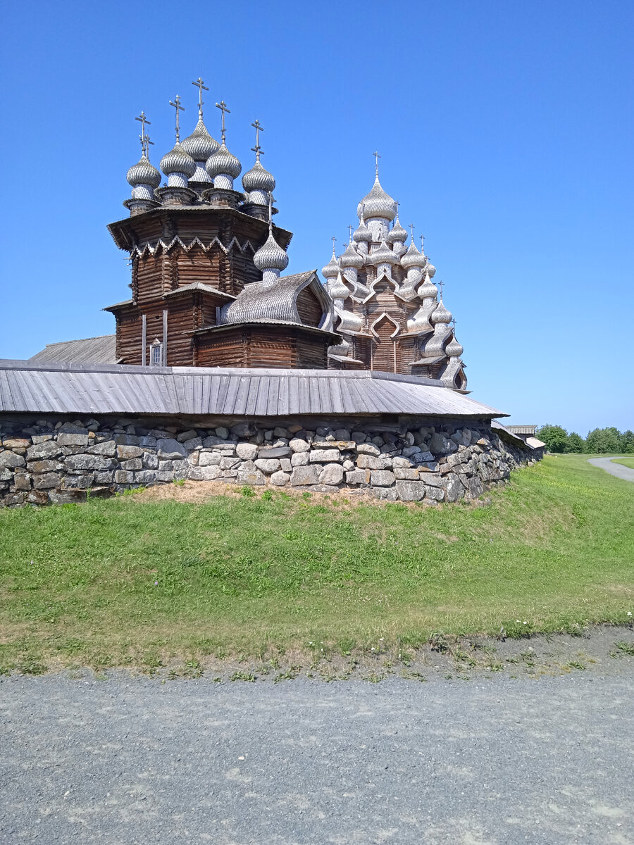 храм без единого гвоздя в кижах