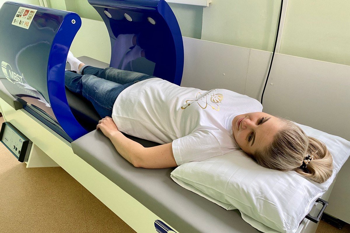 Ядерная магнитно — резонансная терапия на сегодняшний день является единственным не инвазивным методом, направленным не только на устранение боли, но и на восстановление тканей на клеточном уровне