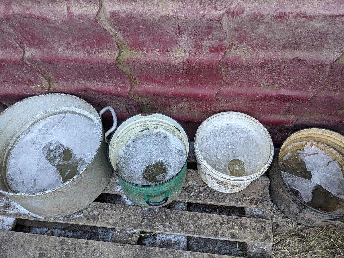 Да ладно, всего то 4 кастрюли, постучал 10 минут, а потом еще 8 ведёр принес. Ну вот совсем не трудно, ага