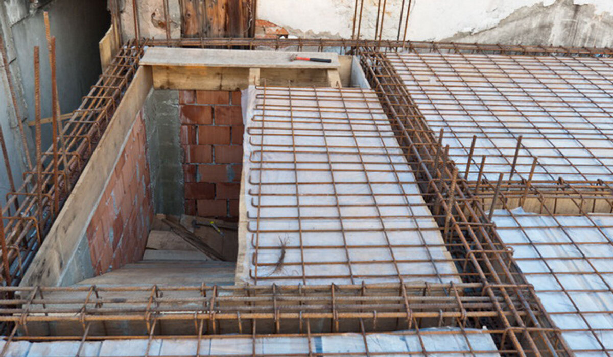 Часторебристые сборно-монолитные перекрытия марко. Балки сборно монолитные перекрытия марко. Марко плиты перекрытия. Плита перекрытия опалубка монолит. Консольный свес плиты перекрытия.