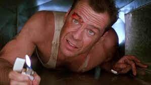    Брюс Уиллис Крепкий орешек 1988