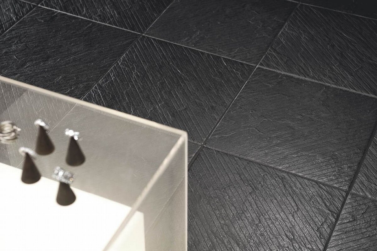 Затирка в тон плитки