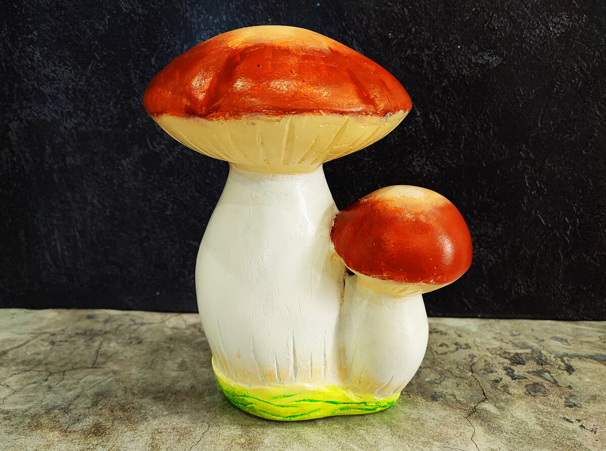 Поделки грибы для сада – крупные и яркие