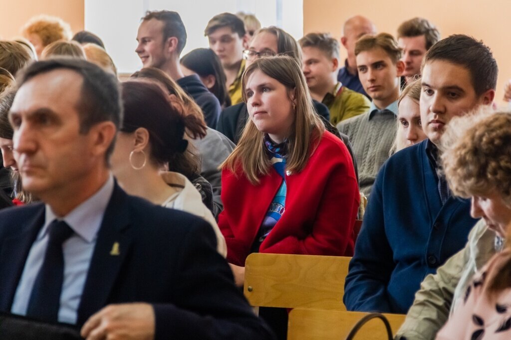 В Твери политолог Алексей Кочетков рассказал об истоках украинского национализма