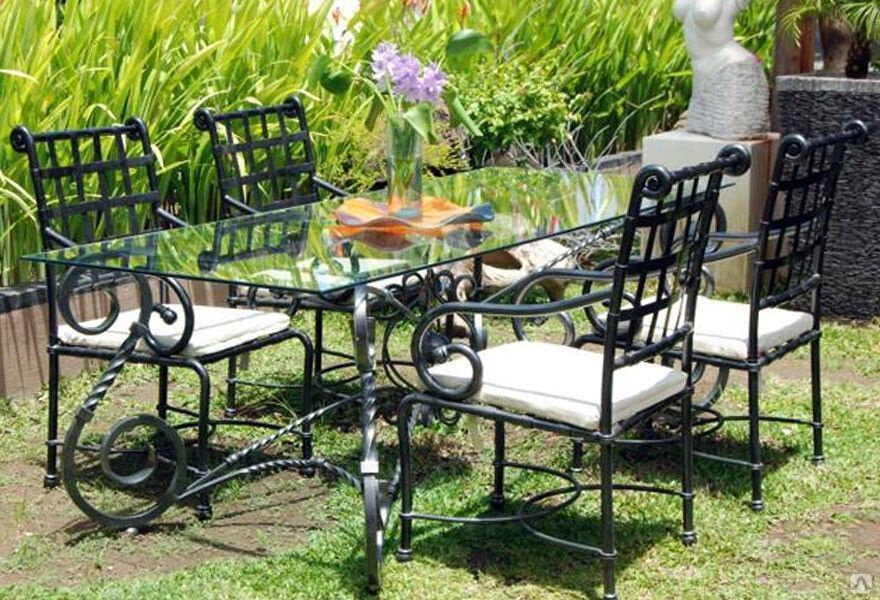 Приближается лето, а значит, и дачный сезон. Реалии жизни таковы, что дача многими воспринимается как место для выращивания фруктов-овощей и бесконечных садово-огородных работ.-7