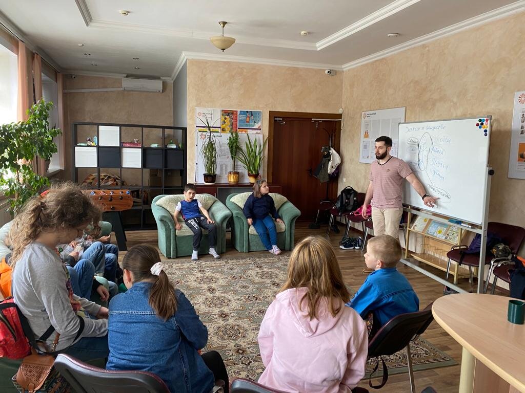 Семейный аттракцион забава. Семейный центр. Семейный центр оберег москва. Мой семейный центр. Мой семейный центр оберег москва.