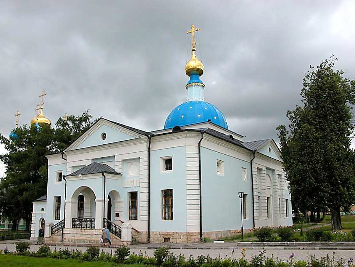 введенский храм в оптиной пустыни