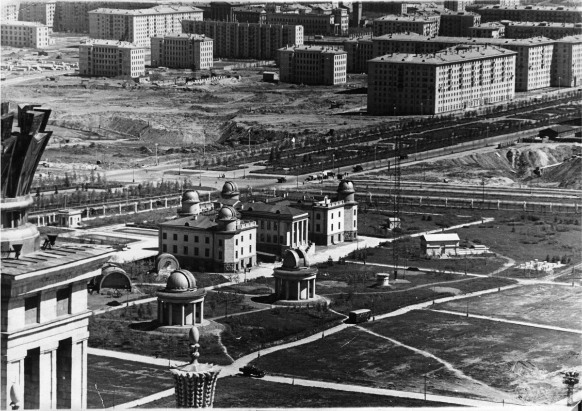 История мгу. Стройка МГУ 1949. Москва 50-х МГУ. МГУ 1955. Стройка МГУ 1949 1953 гг