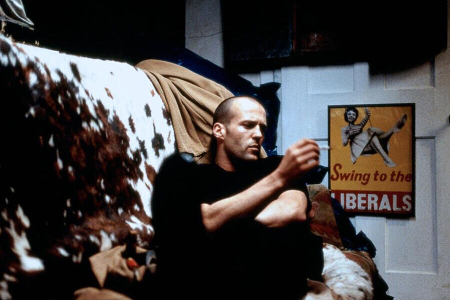 «Я думаю иногда: кто же смотрит эти фильмы со мной?»
Фото: Кадр из фильма «Карты, деньги, два ствола» (1998)