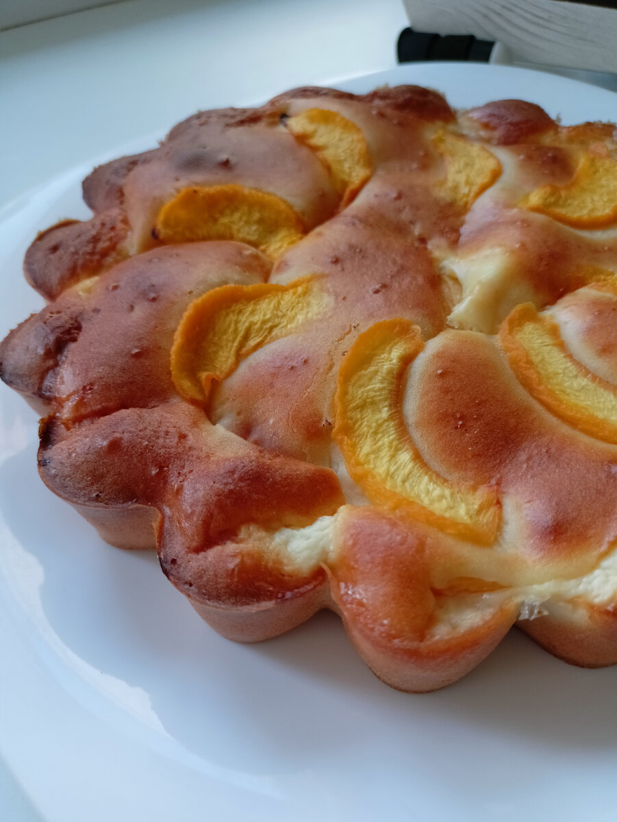 Пирог с персиками консервированными
