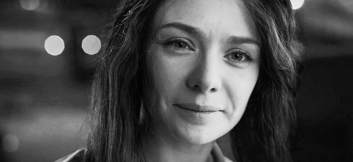 Скрин в обработке автора. Сезон очень драматичный, а главному герою всё сложнее находить силы для борьбы за жизнь. Но всё-таки любовь его спасает. 