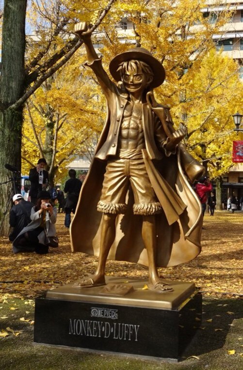 Бронзовые персонажи One Piece