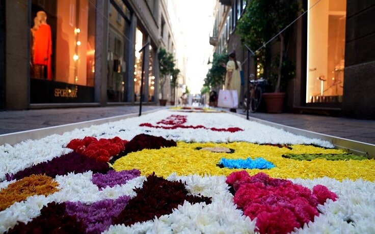 via della Spiga длиной 100 метров