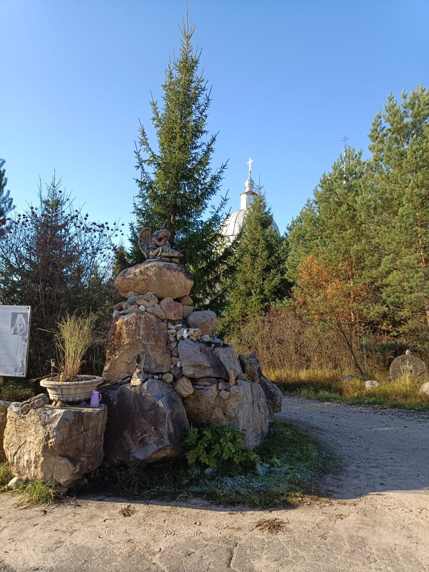 Свято-Никитинский Храм в селе Берёзово.