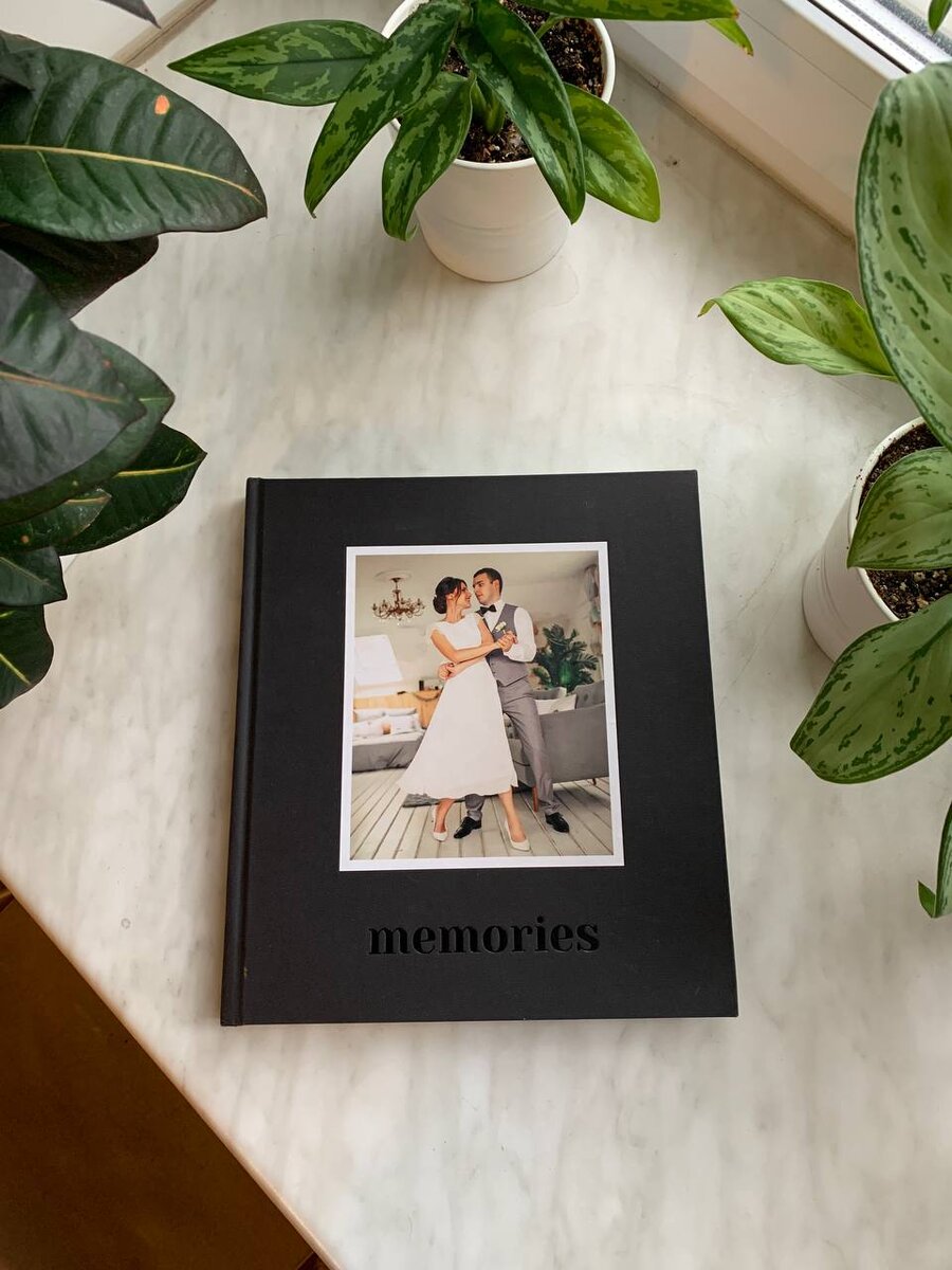 Черная коллекционная фотокнига