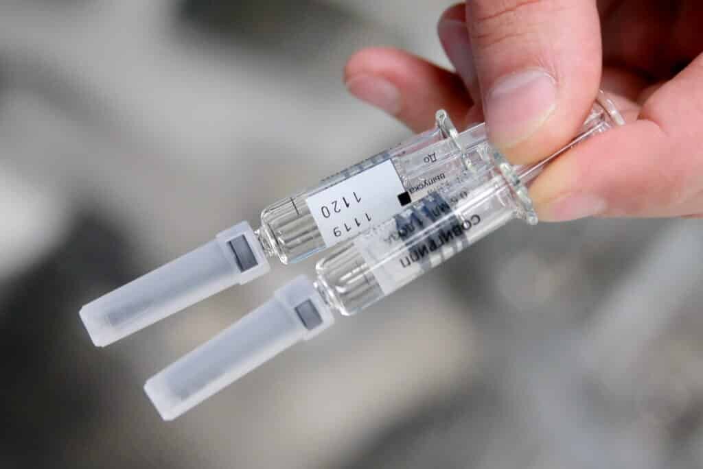    Грипп наступает: защищает ли вакцинация против него от Covid-19? / ©Пресс-служба Ростеха