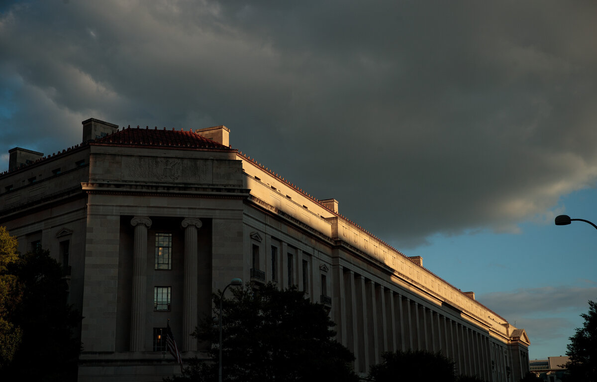    Штаб-квартира Министерства юстиции США  Drew Angerer/Getty Images