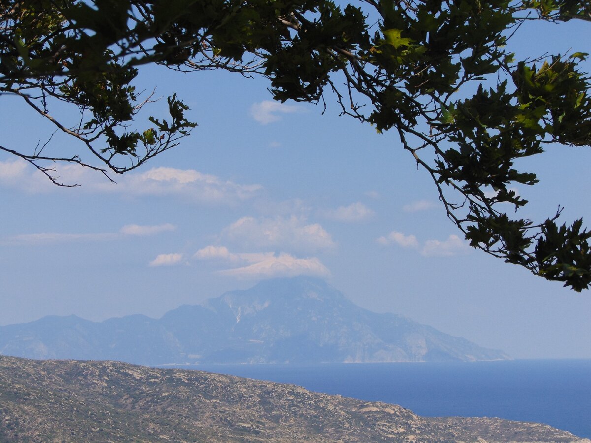 Гора Афон вдалеке, личное фото