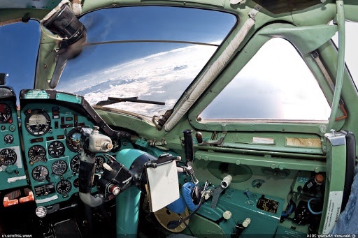 Кабина Ту-134