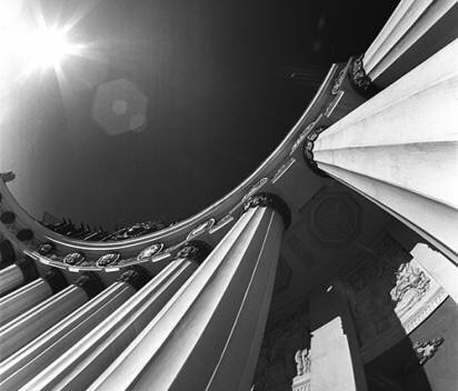 Борис Томбак. ВДНХ. Колоннада павильона