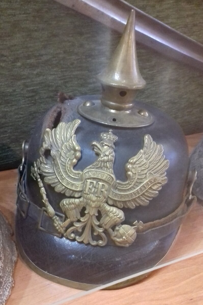 Пикельхельм образца 1842 года