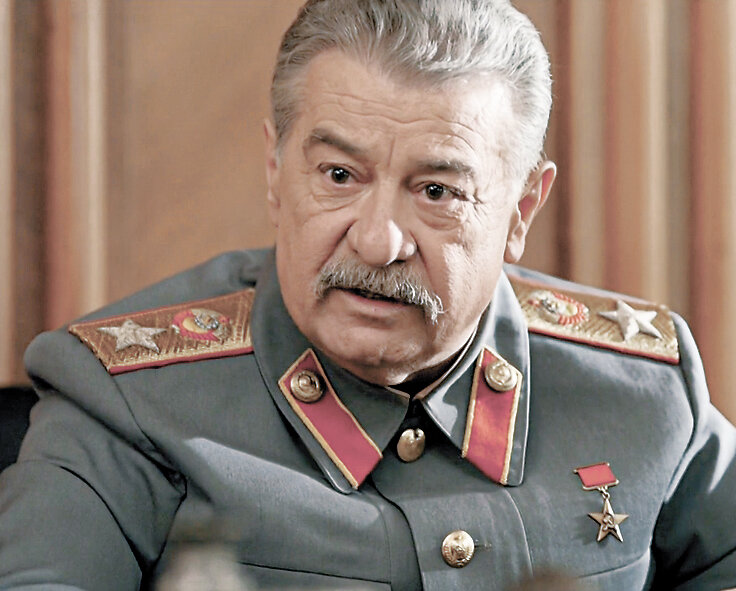 анатолий дзиваев в роли сталина фильмы. сталин артисты. падение берлина 1949 геловани. михаил геловани в роли сталина. алексей денисович дикий в роли сталина.
