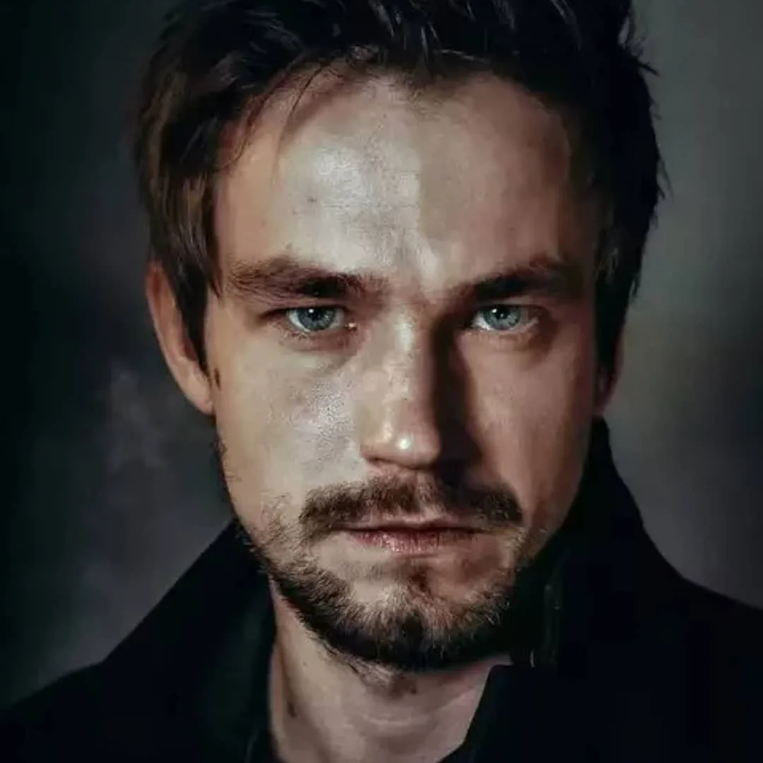 Александр Петров