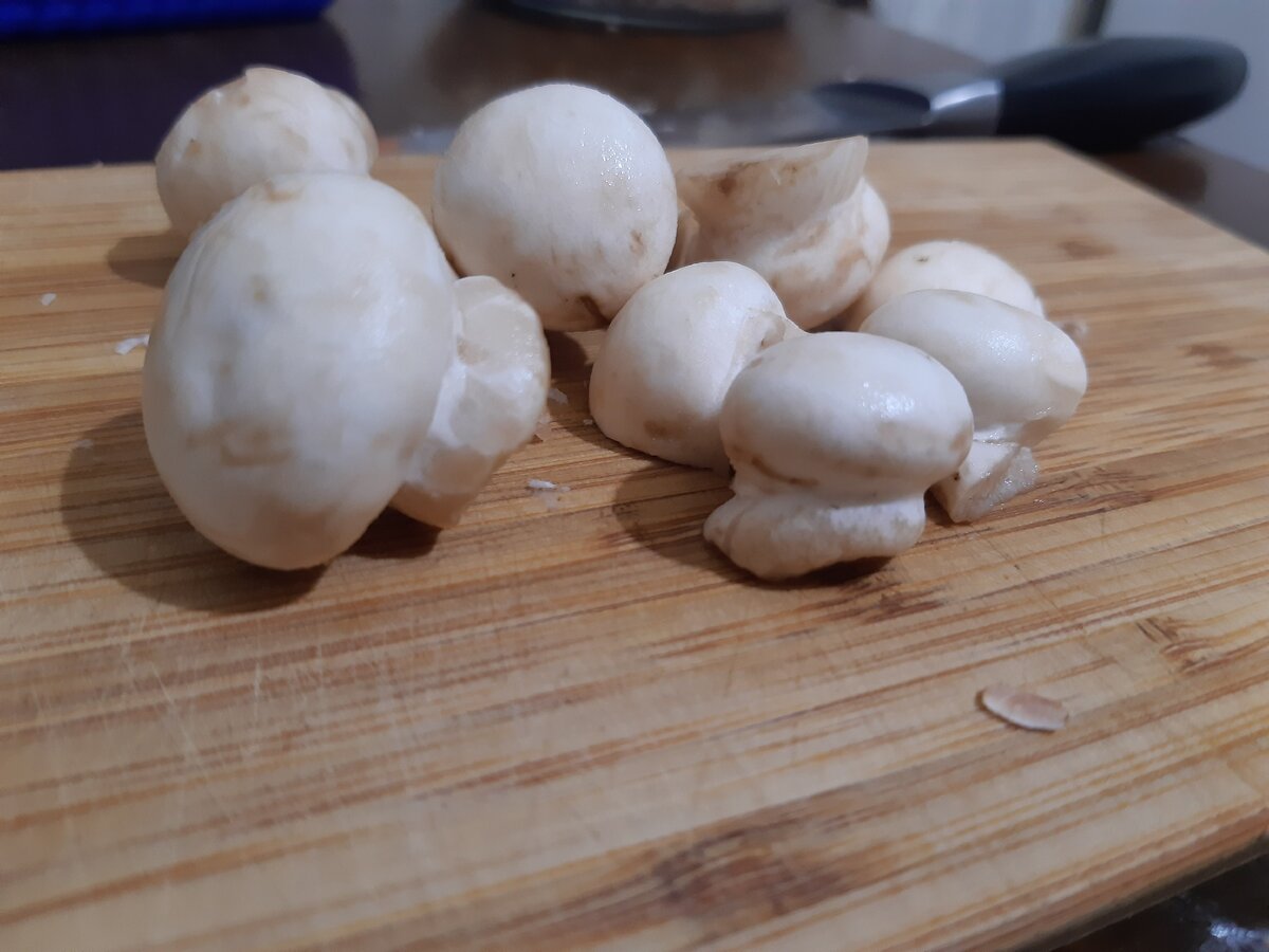 Шампиньоны.