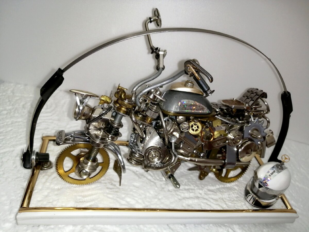 Мотоцикл ❀ «Motorrad» aus der Werkstatt des Meisters Badenweiler ❀