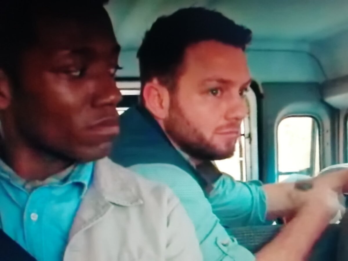 Кадр из фильма "Хребет дьявола" (2021)