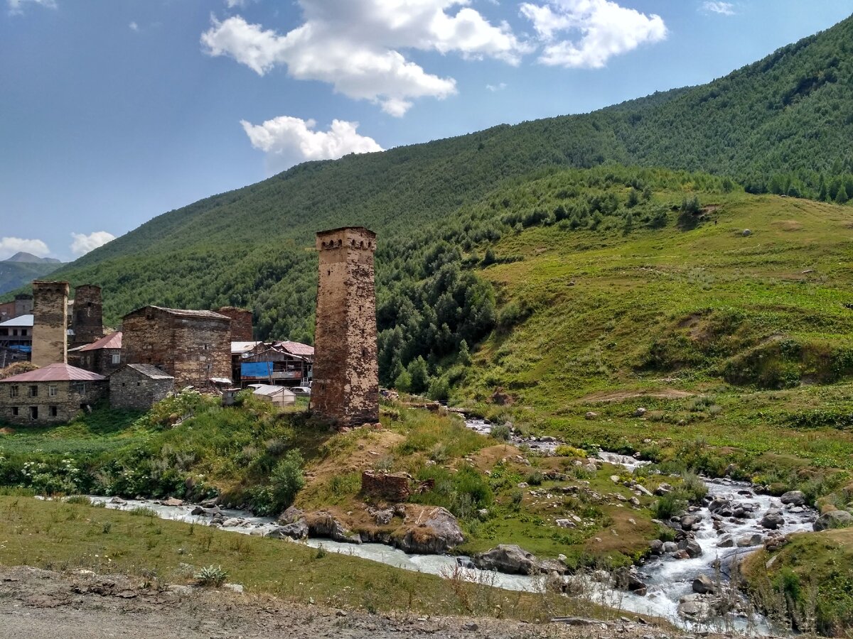 Сванские башни в Ушгули