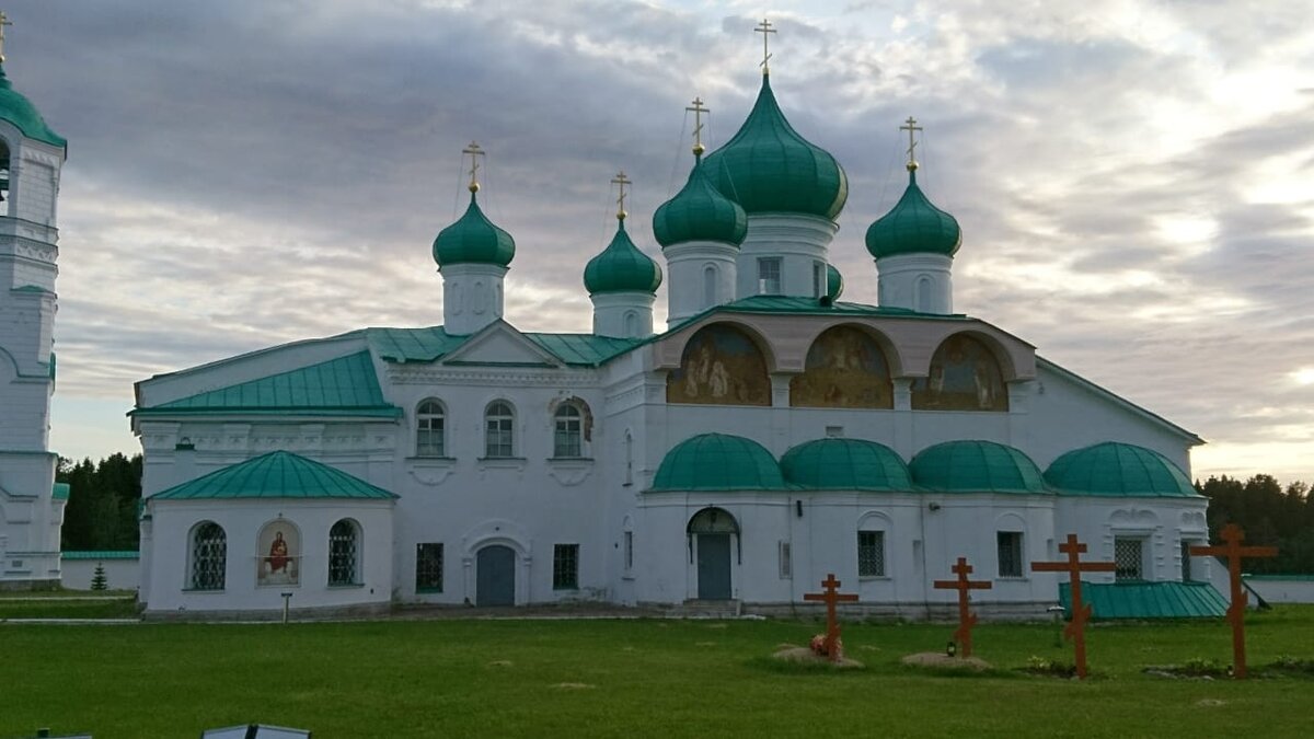 Александро-Свирский монастырь в поездках понедельника, вторника, среды, четверга, и субботы 