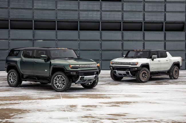 Как и предполагалось, третий ряд в Hummer EV не предусматривается, а в салоне есть только 5 посадочных мест