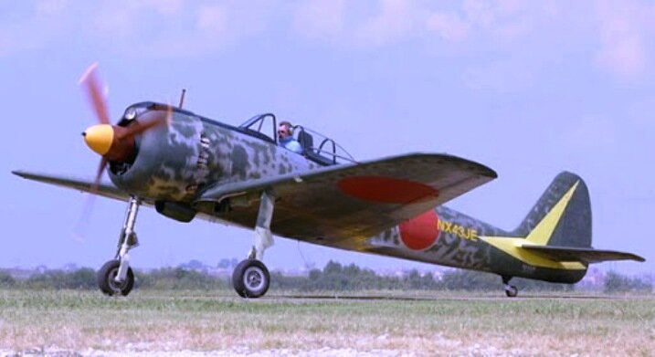 Японский истребитель Накадзима Ки-43 "Хаябуса".