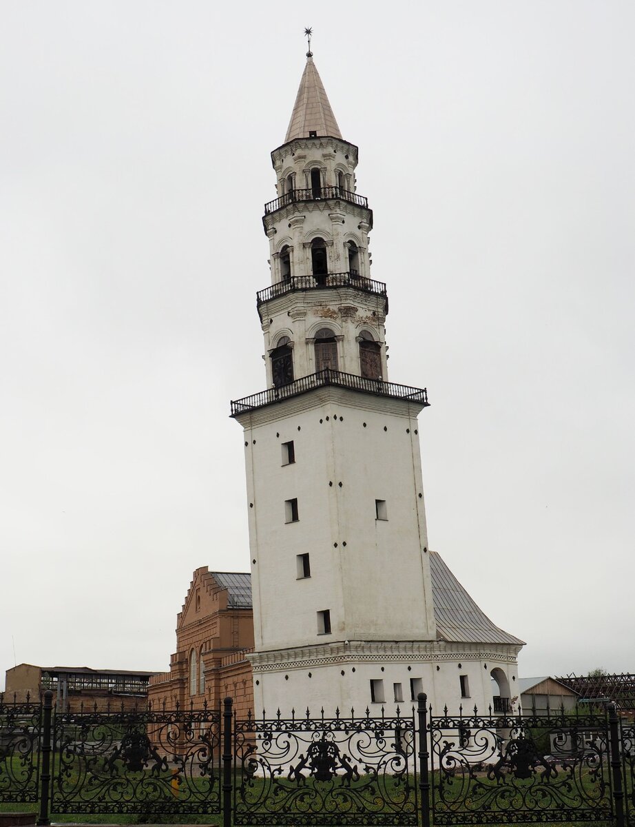 Невьянская башня