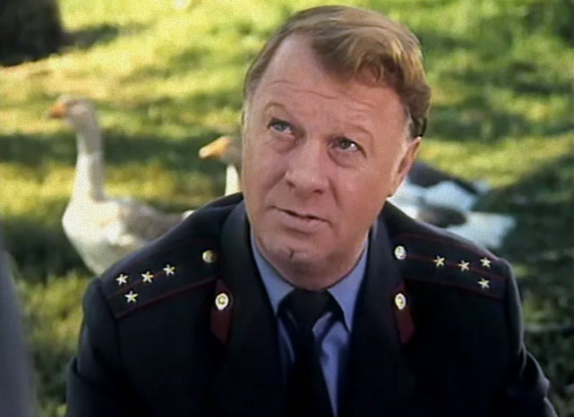 кадр из фильма «Любить по-русски»