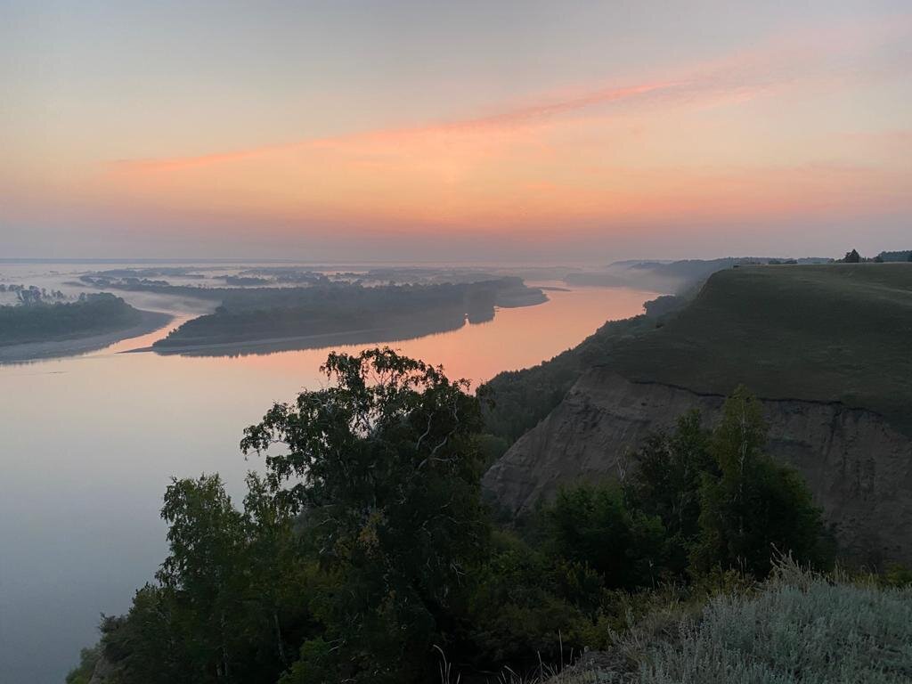 Фото друга автора: рассвет на реке Обь, Алтай