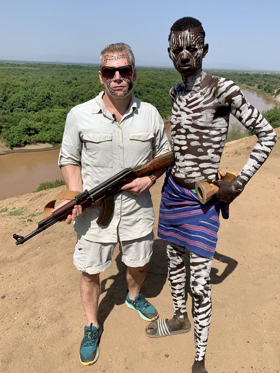 С моим корешком Айко в племени каро. Эфиопия 