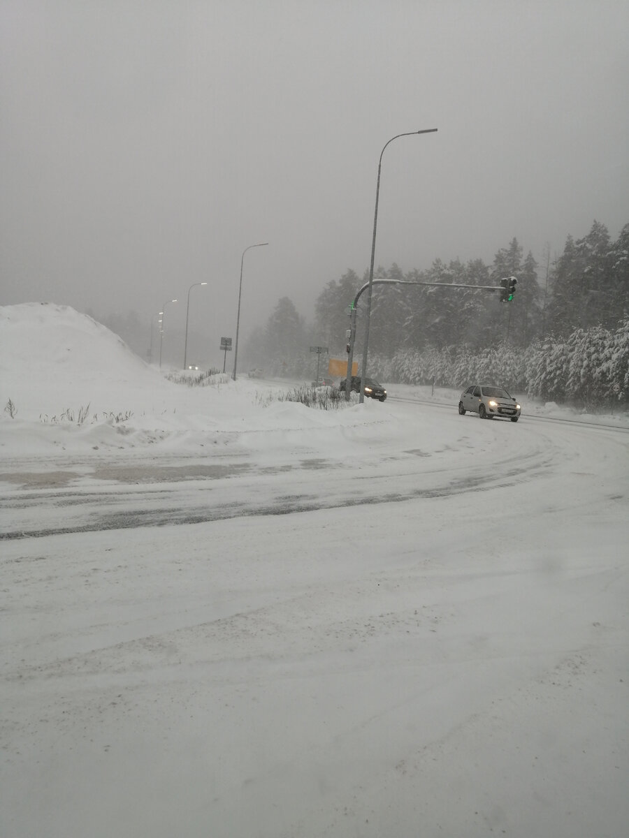 Поворот на Казанский тракт. К нам, через 500 метров на право. 