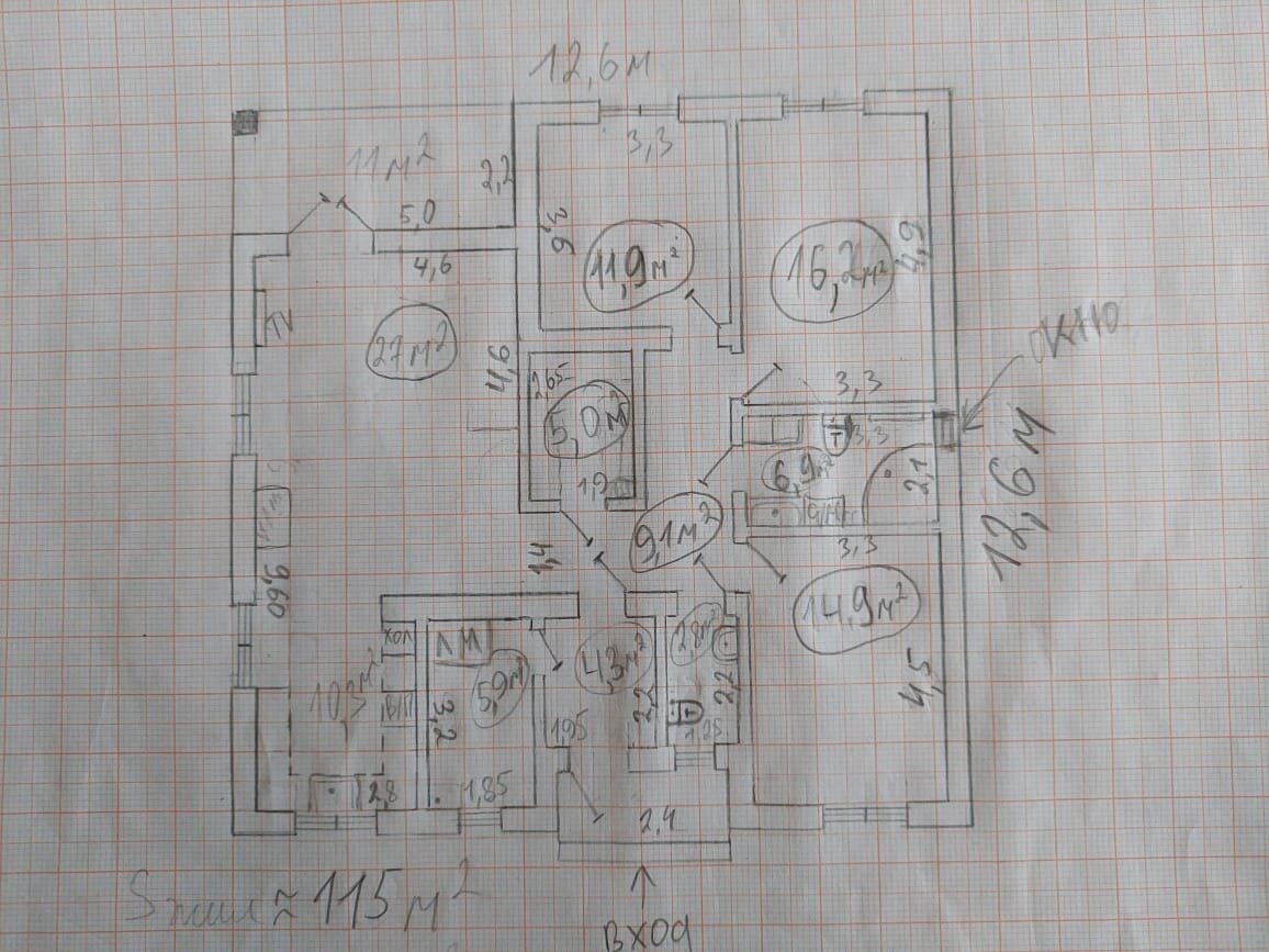 Планировка от моего заказчика, попросил сделать ему правильно план дома