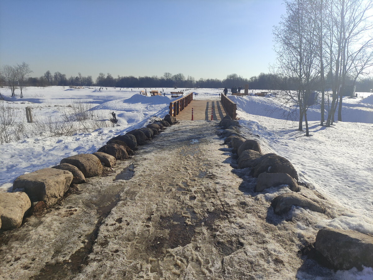 Вход в новый парк.