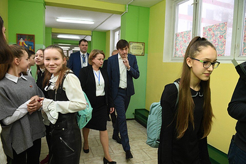 Почему закрыли 1 школу