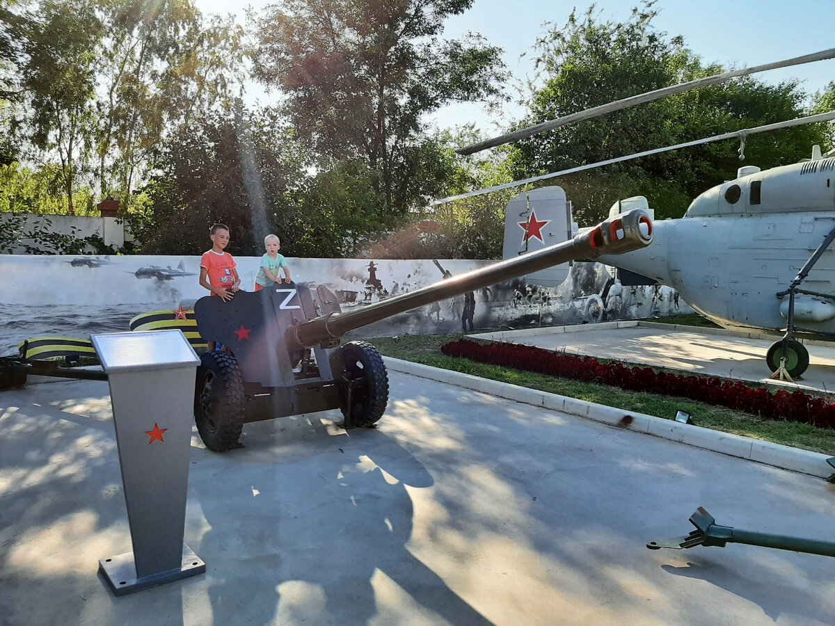 Примеряются))