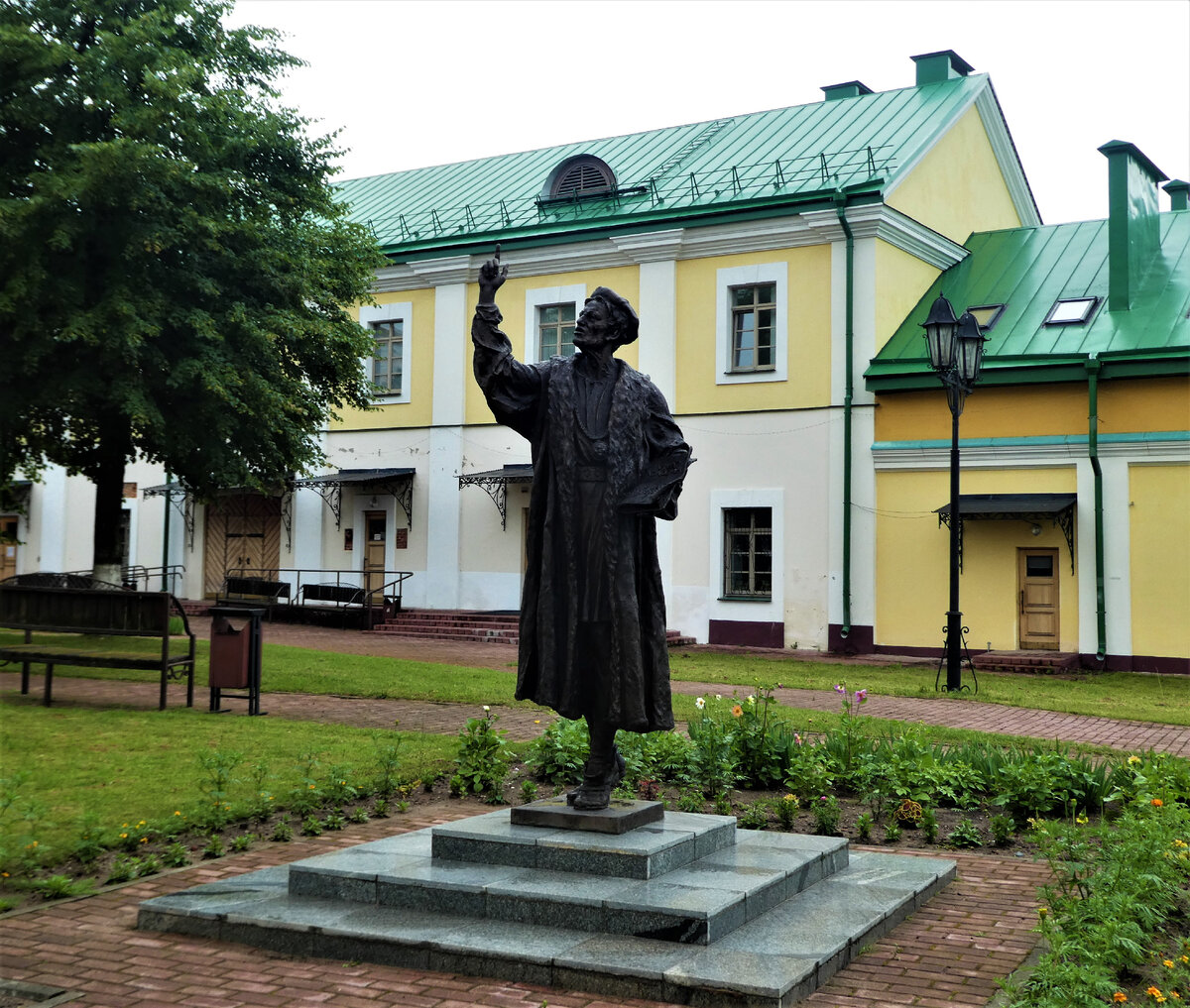 5 интересных идей для прогулки по Полоцку — самому центру Европы | В гости  к бабушке Европе | Дзен