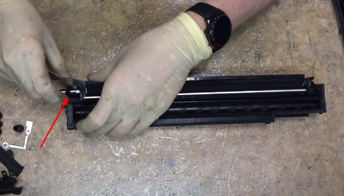 Фото 117. Соединяем две половины драм-картриджа