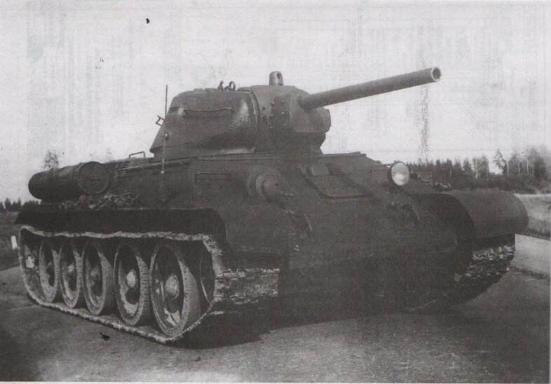 Разработчик т 34. Т-34 средний танк. Танк т-34 76 1941 года. Т 34 76 1941 года. Советский танк т 34.