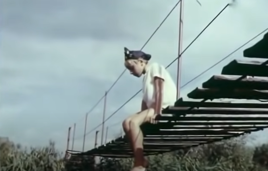 Кадр из фильма *Мушкетёры 4 "А"* (1972)