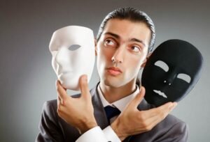    Двоемыслие. Фото: wnovosti.ru Роман Янышев